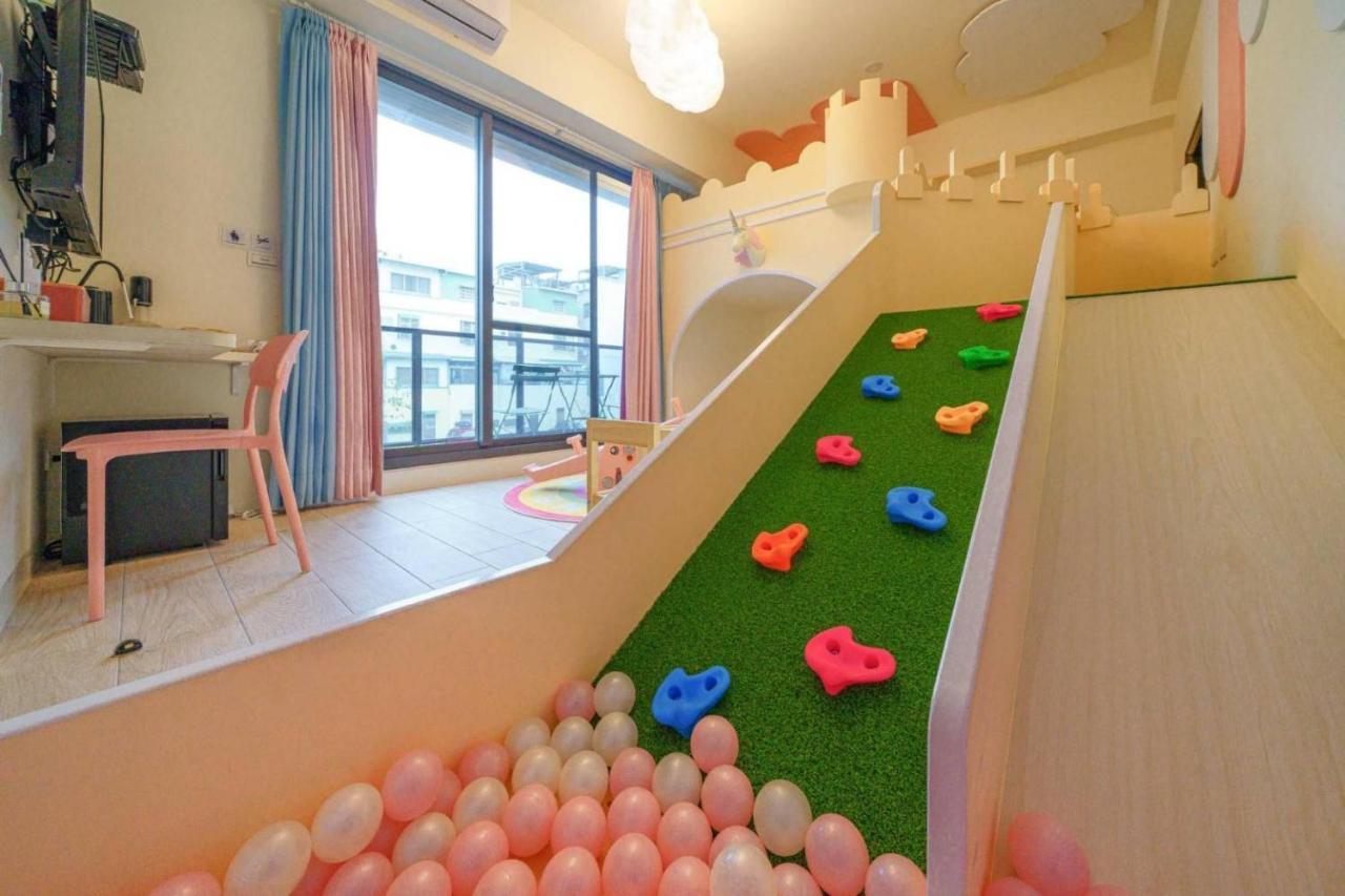 טאינאן Sunlight Forest Homestay מראה חיצוני תמונה
